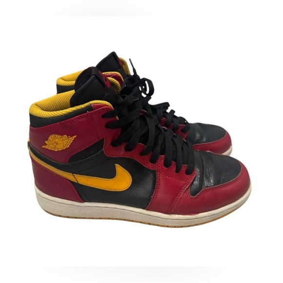 Kid’s Air Jordan 1 Retro OG Highlight Reel High Tops: Red. Black & Yellow: 6Y - Picture 5 of 11